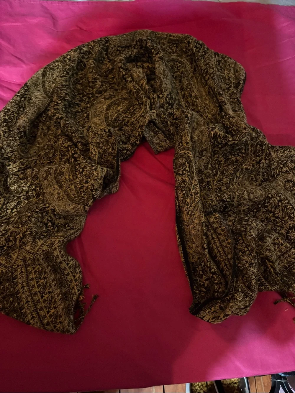 RHONDACOTE1116 Luxury Paisley Velvet Wrap Scarf in Brown and Gold